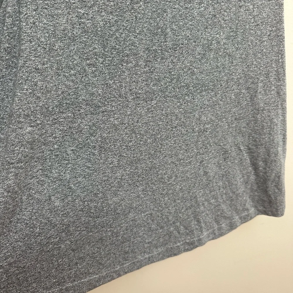 The Great. Charcoal  Tee - Picture 5 of 6